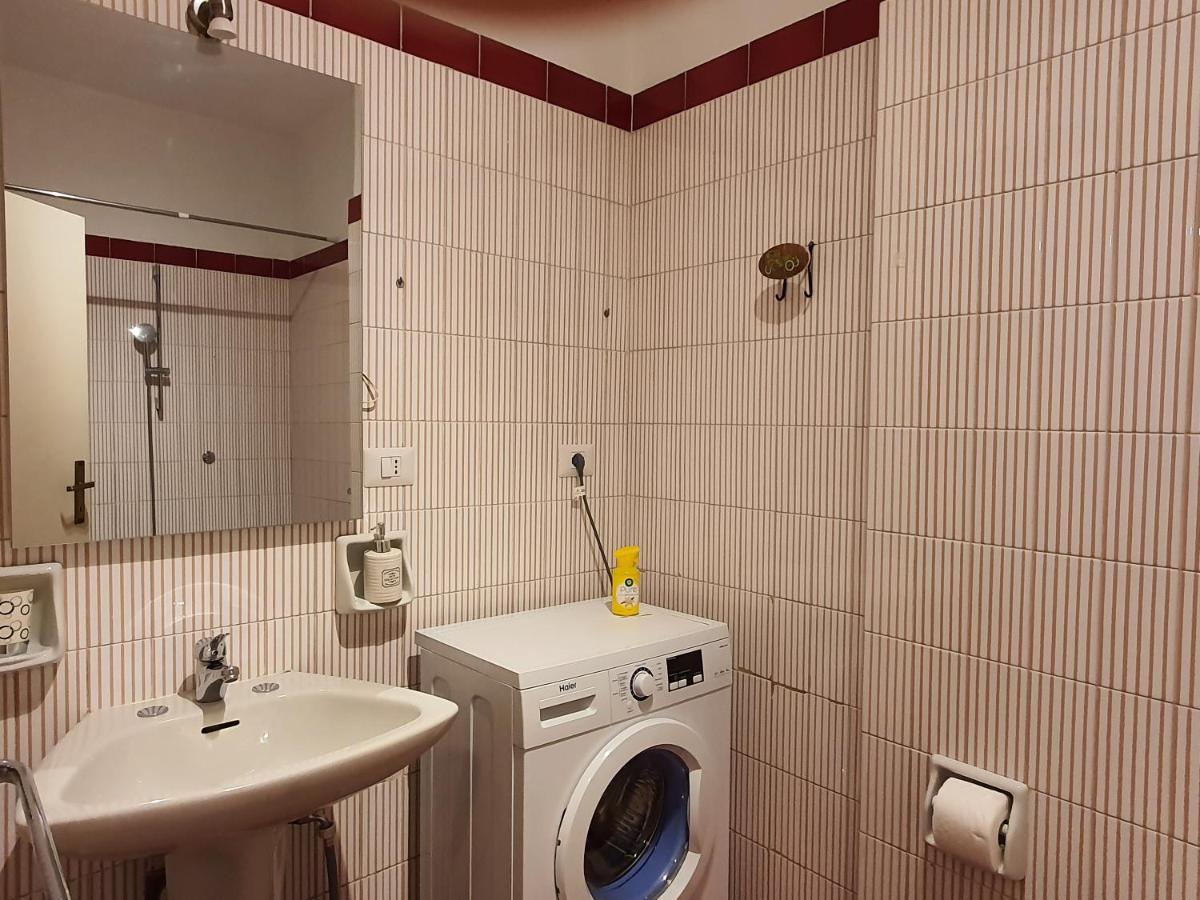 Centre Home Rapallo Bagian luar foto