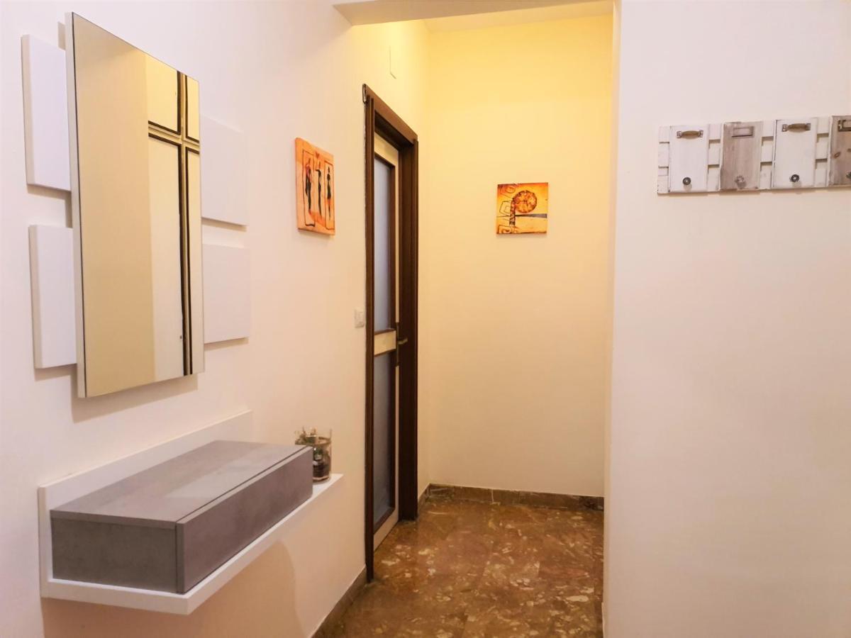Centre Home Rapallo Bagian luar foto